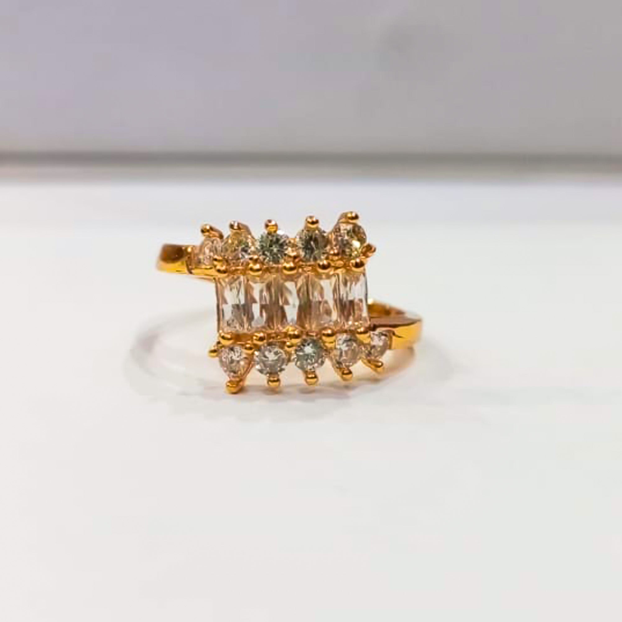 GWL Ring