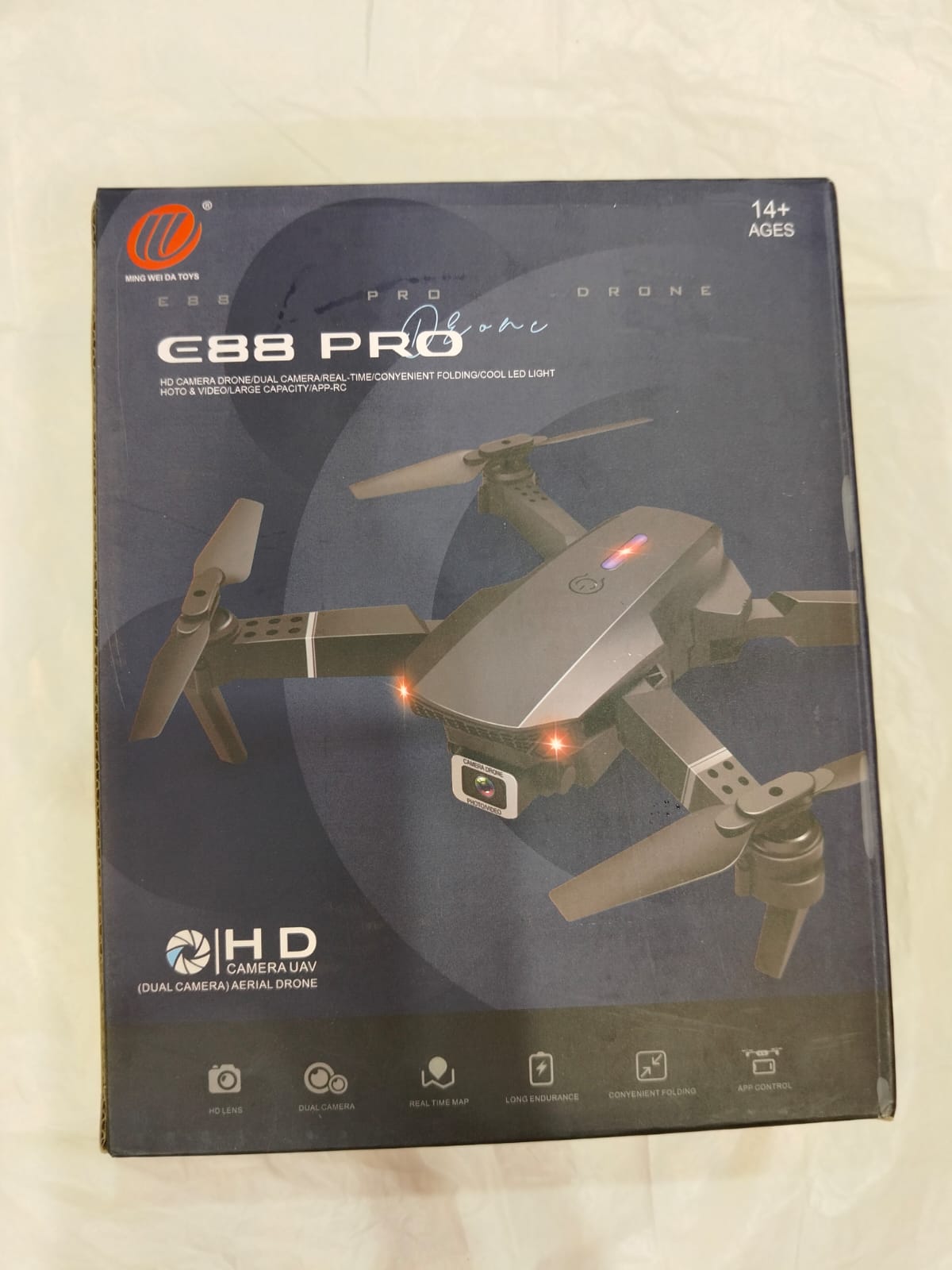 E88 Pro & R/c drone with HD camera