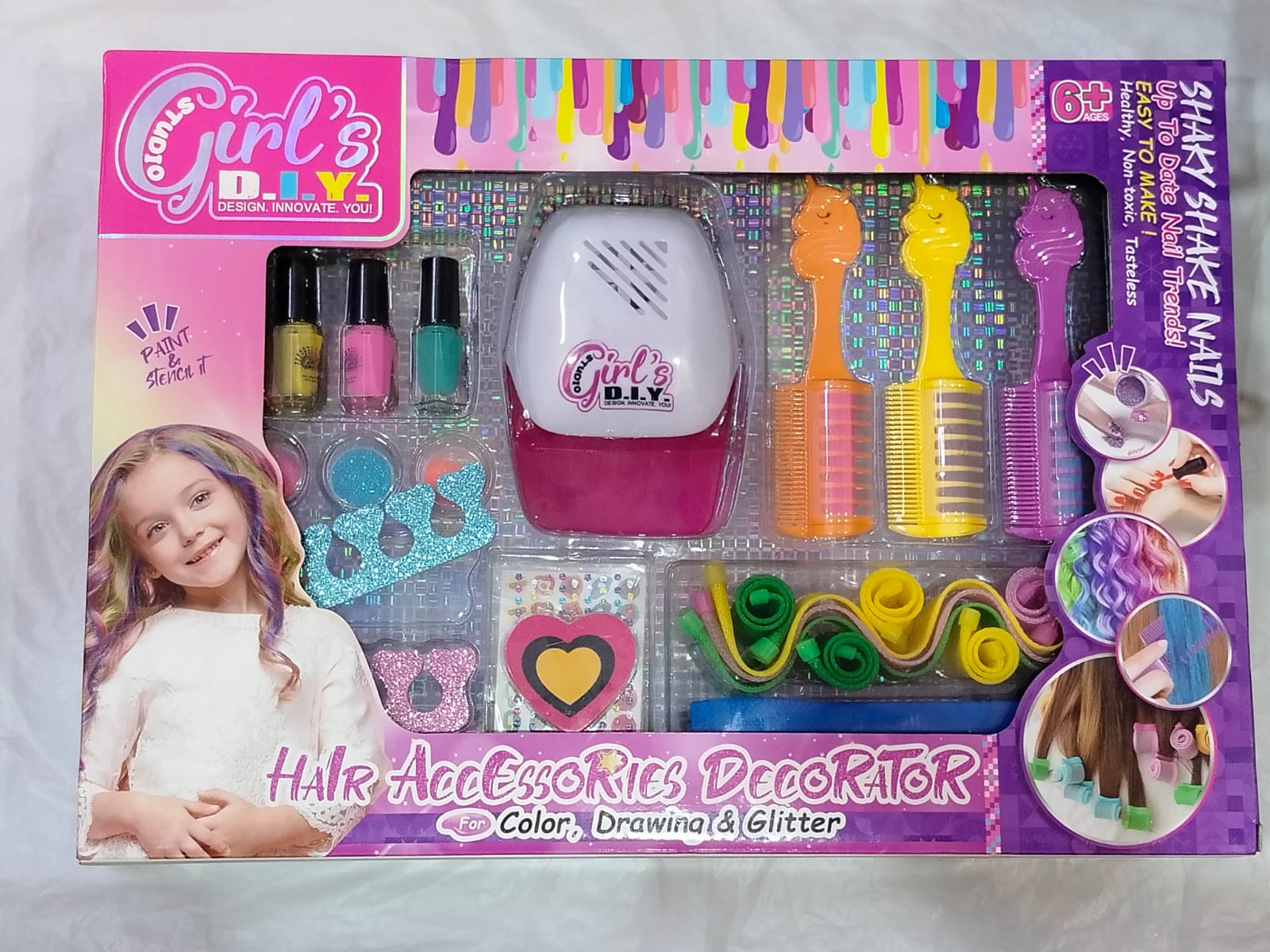 Hair accessories decorator